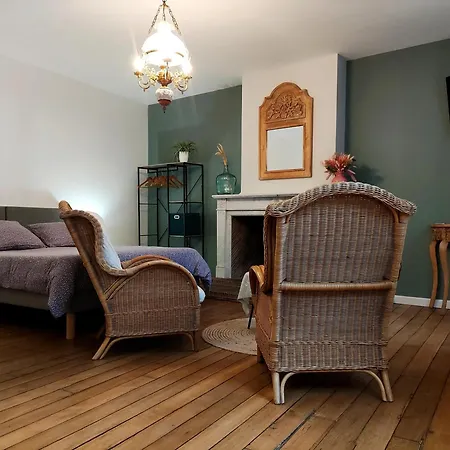 فندق مبيت وإفطار Le Relais Napoleon Avesnes-sur-Helpe